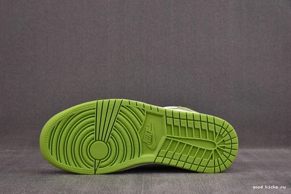 DV2959-113 Green DV2959-113 Python Jordan 1  Mid (W) 0305